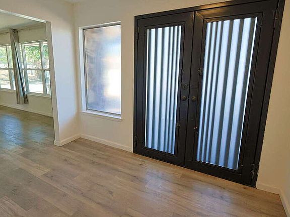 5th image of 20450 College Blvd