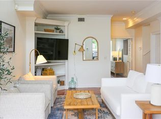 1136 6th St S #5, Naples, FL 34102