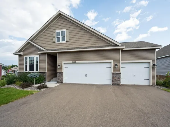 19258 Hunters Pl, Rogers, MN 55374