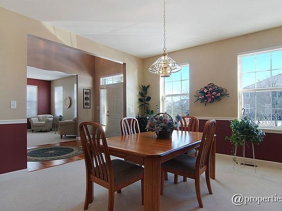 Living Room/Dining Room