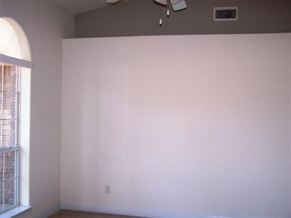 4th image of 4550 N Highway 95 #A
