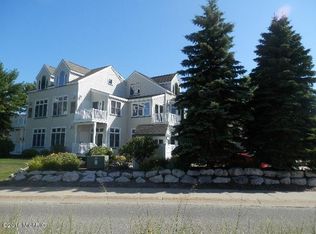 29 Brookharbor N, Manistee, MI 49660