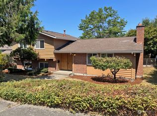 1004 S 233rd Pl, Seattle, WA
