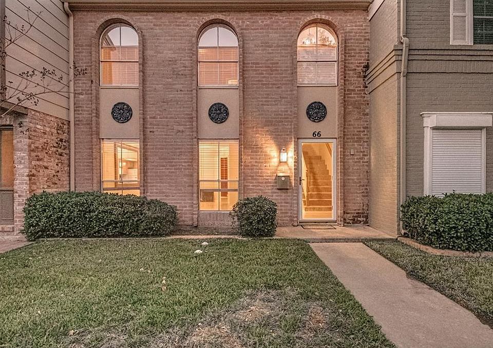 1st image of 66 Townhouse Ln #66