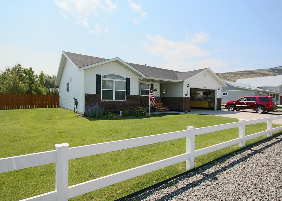 108 Valley Ave, Cody, WY 82414 Zillow
