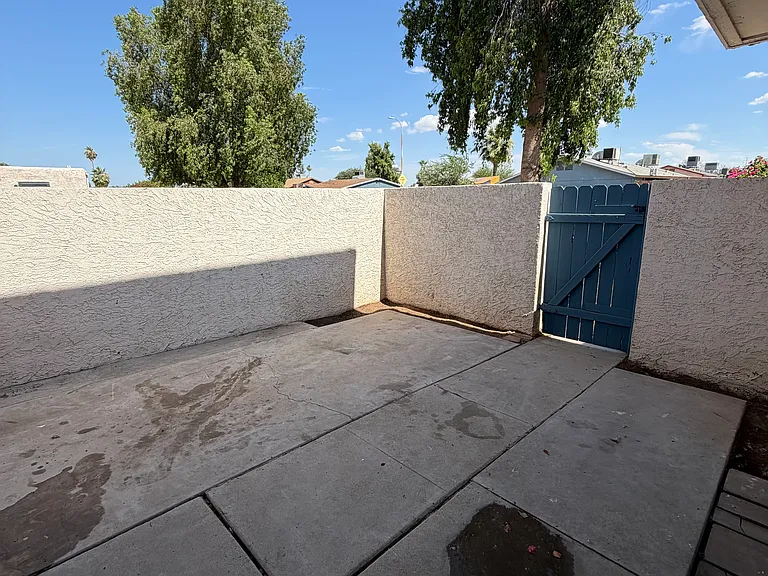 5203 N 42nd Pkwy — Photo 9
