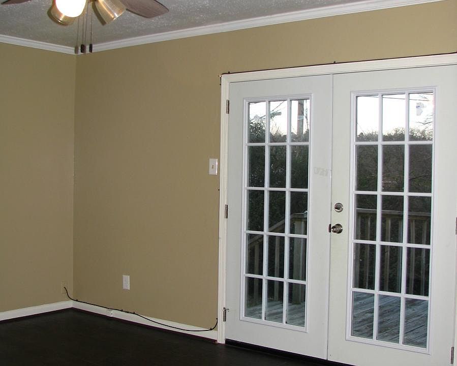 1st image of 9 Amber Ln APT C