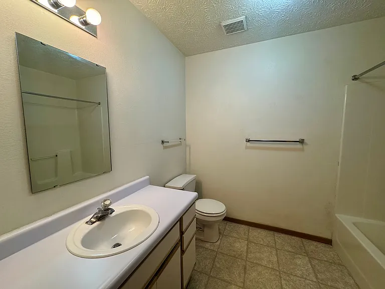 100-106 Shannon Valley Dr — Photo 10