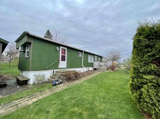 1702 8th Ave, Monroe, WI 53566