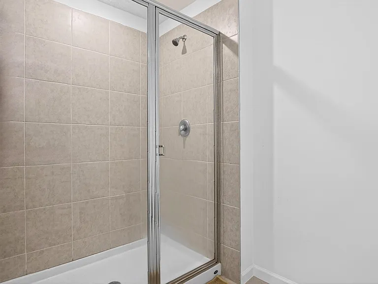 760 Carlyle Way — Photo 10