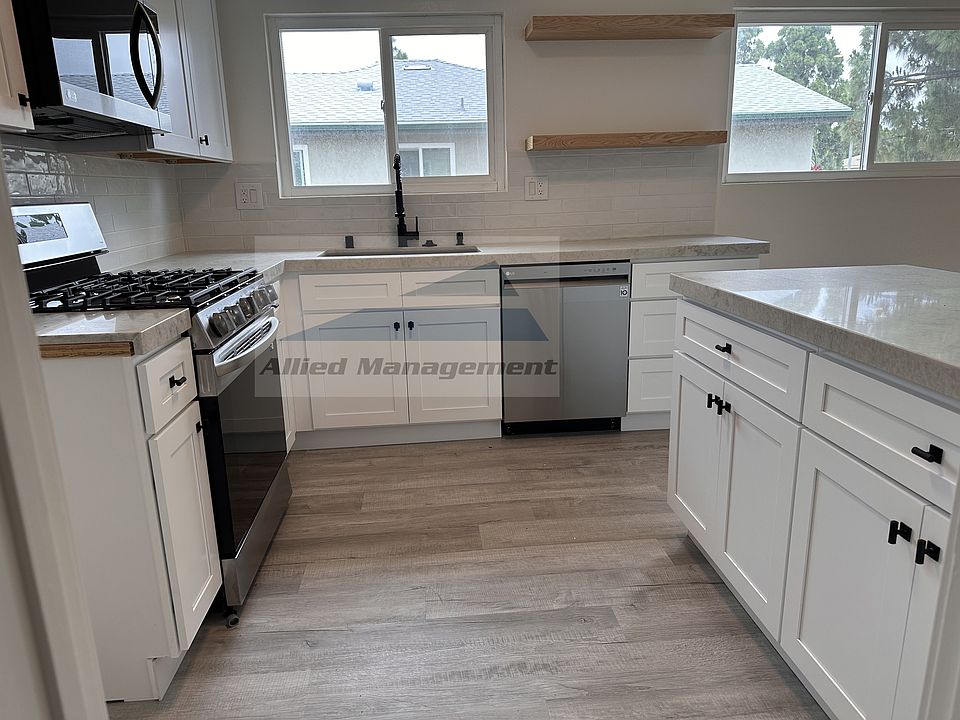 1st image of 401 Sunflower Ave #D