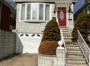 15 Wadsworth Ave, Staten Island, NY 10305