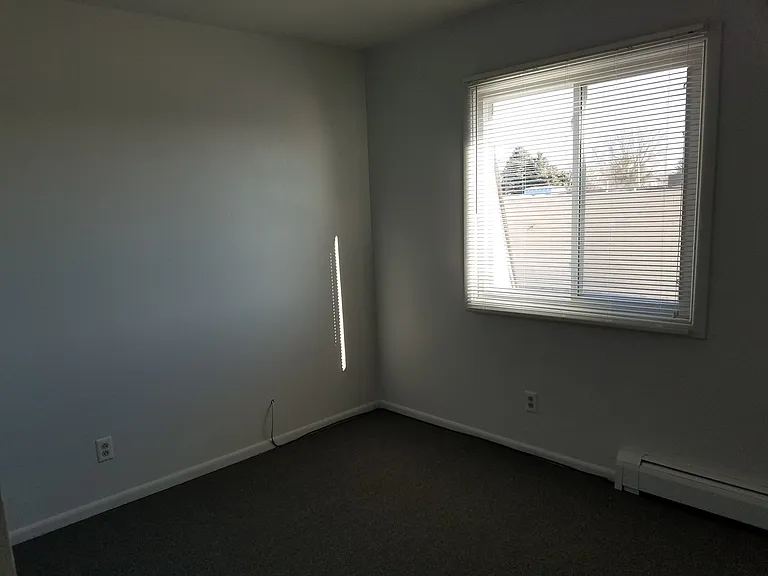 262 W Centralia St #9 — Photo 7