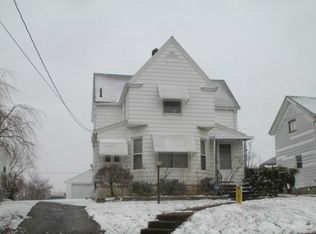 348 E River St, Elyria, OH 44035