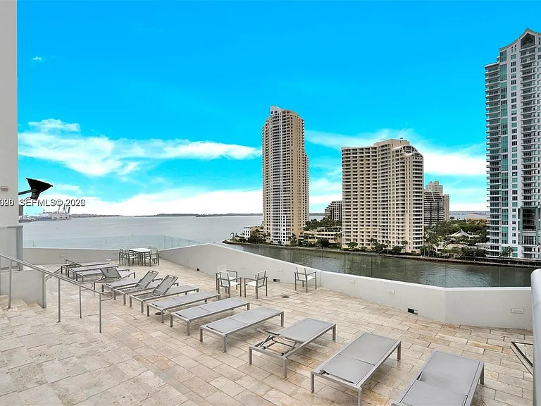 325 Biscayne Blvd #4316 — Photo 31