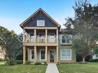 42 Plum Blossom Ln, Hampton, GA 30228