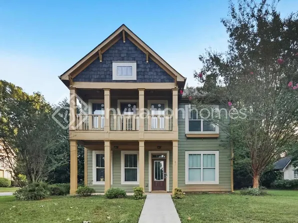 42 Plum Blossom Ln, Hampton, GA 30228