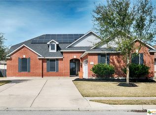 716 Willow Walk Dr, Pflugerville, TX 78660