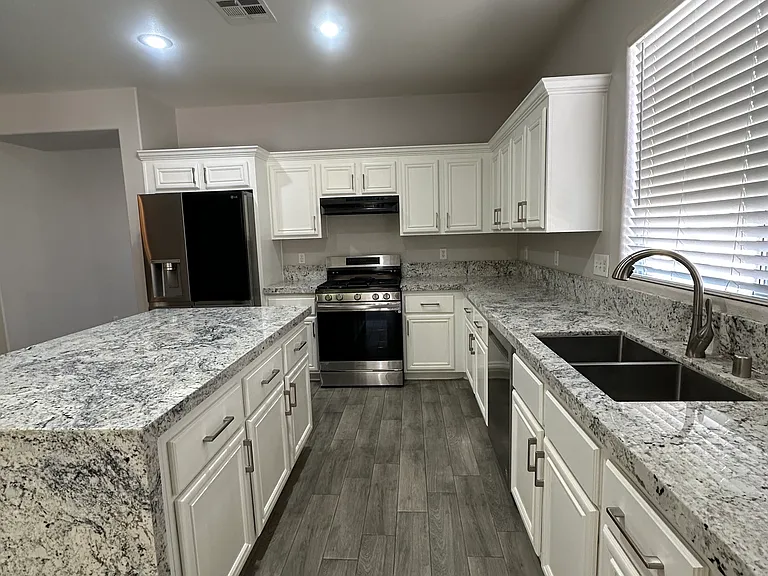 3819 Sterling Crest Pl — Photo 5