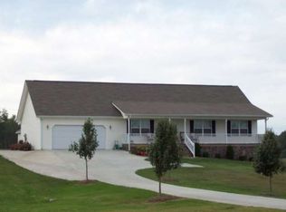 57 Nichols Ln, Chatsworth, GA 30705