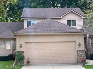 31115 Misty Pines Dr #1, Farmington Hills, MI 48336
