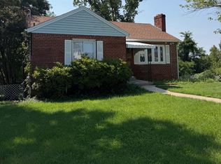 1729 Iverson St, Oxon Hill, MD 20745