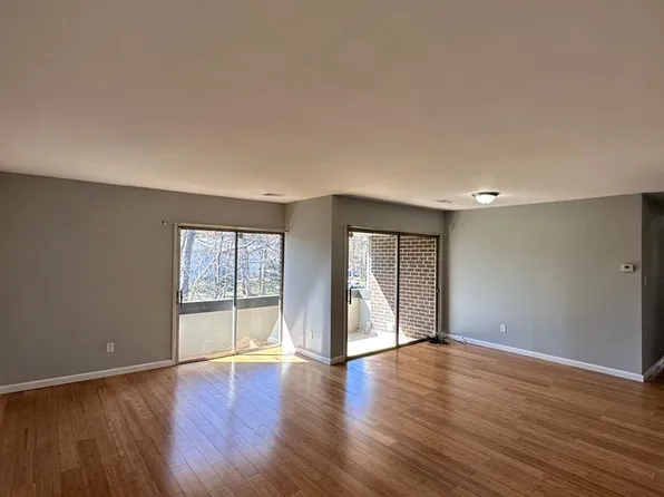 10244 Prince Pl #21-201, Upper Marlboro, MD 20774