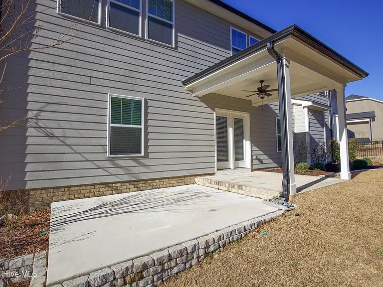 660 Avenue Of The Carolinas — Photo 6