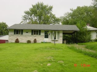 241 McAlpine Dr, Saint Louis, MO 63137