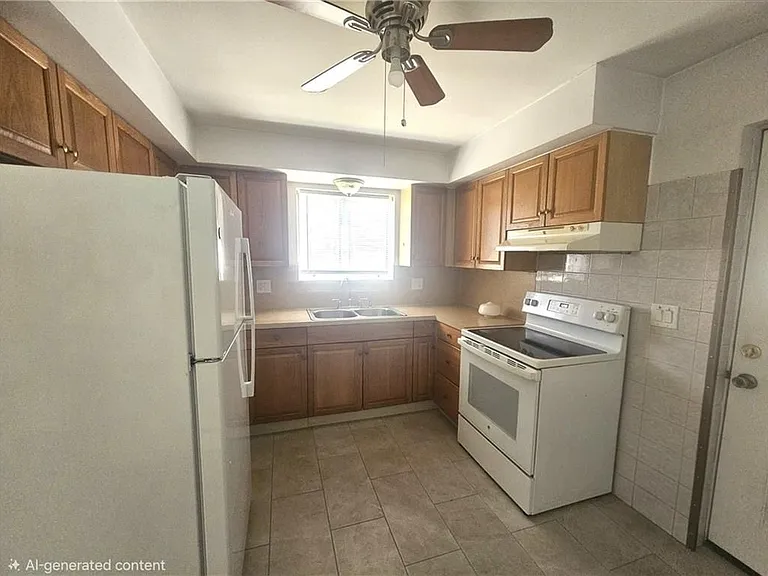 124 Jane St #B — Photo 5