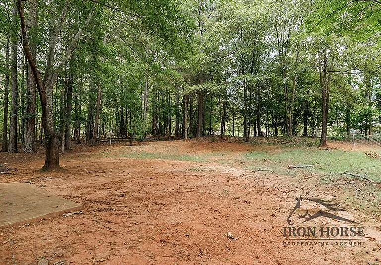 335 Oak Meadows Dr — Photo 21