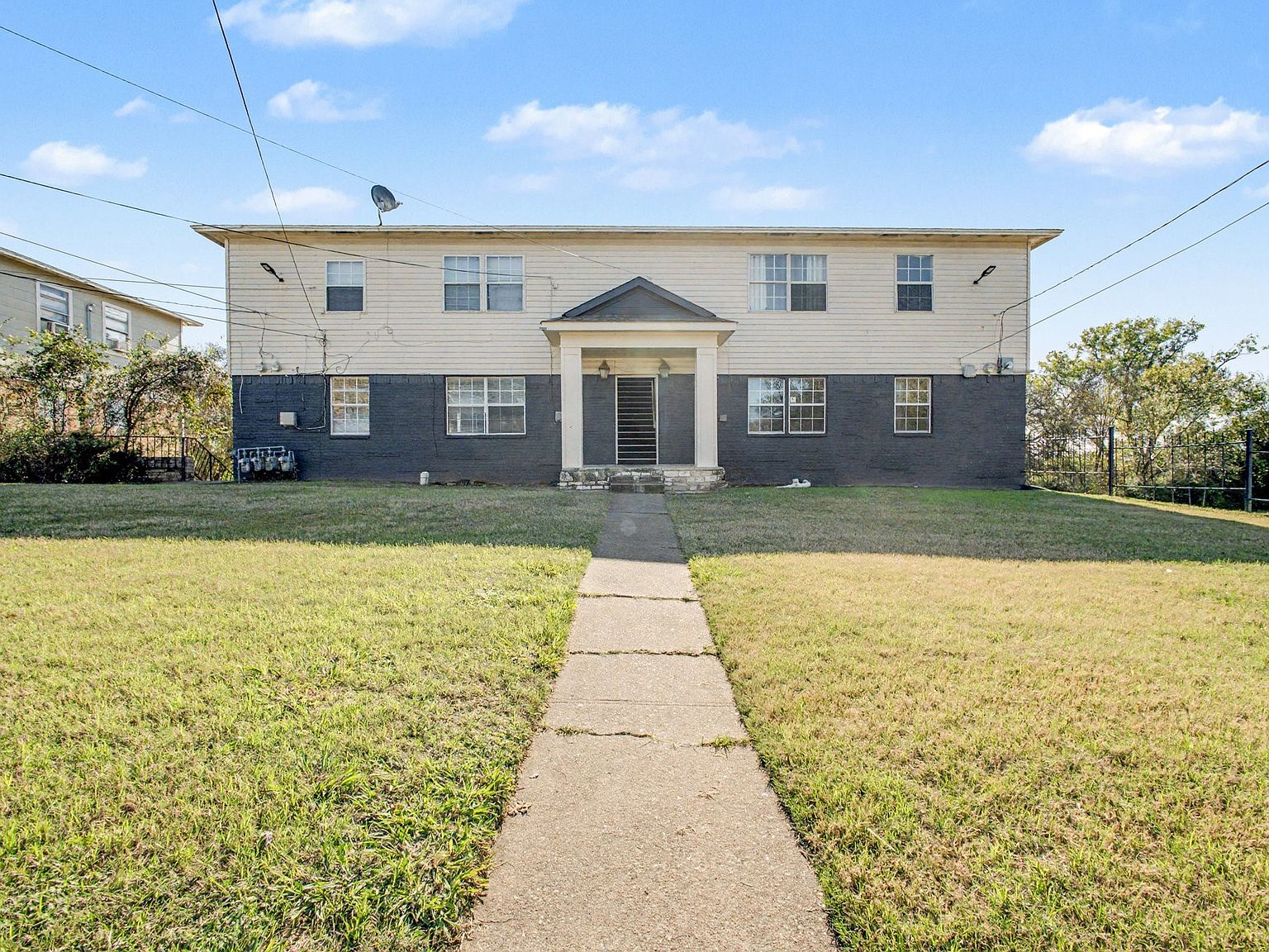 2216 Riverview Dr #Ad
