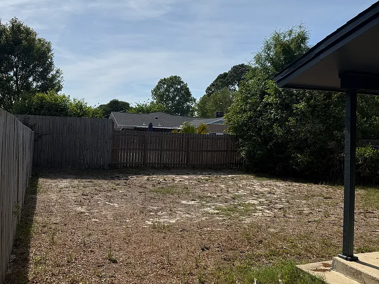 706 Shady Lane Dr #D — Photo 11