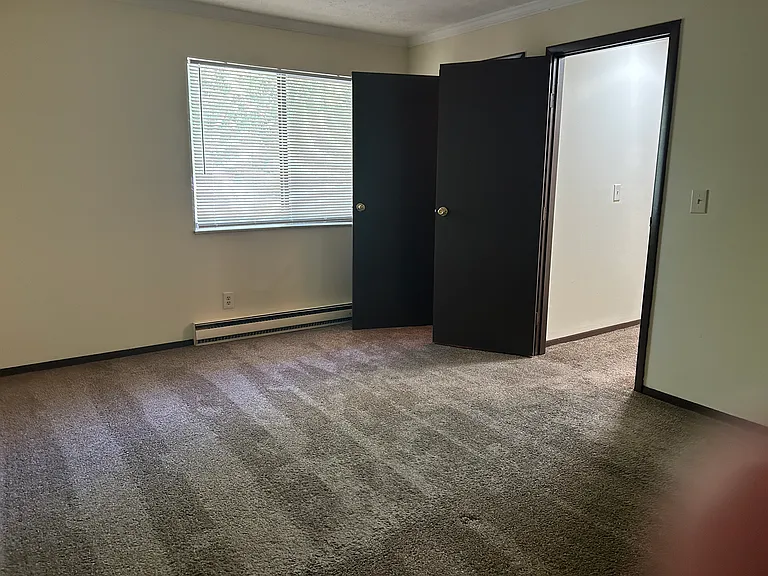 5397 Southgate Blvd #6 — Photo 8
