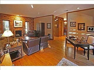4th image of 2724 Hunters Forest Dr