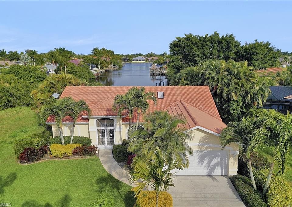 1st image of 3403 SW 29th Ave