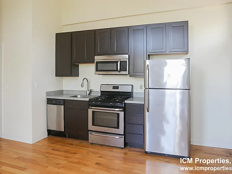 2942 N Racine Ave #3 — Photo 4