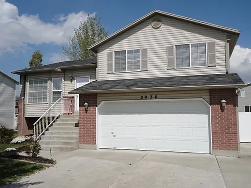 2936 W 2125 S Photo 1