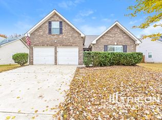944 Brisley Cir, Hampton, GA 30228
