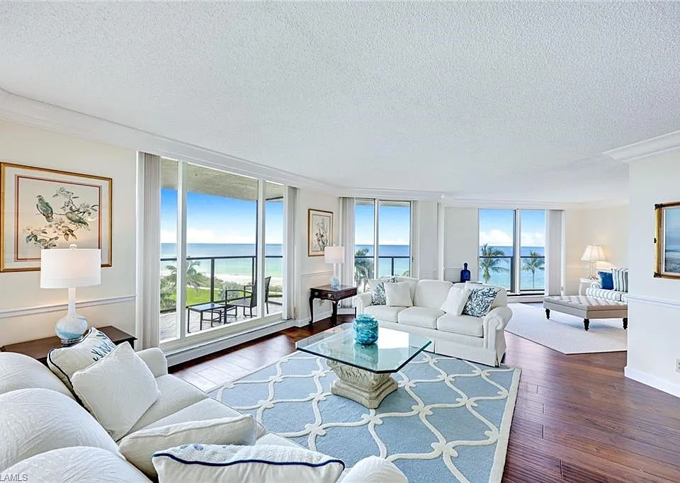 4901 Gulf Shore Blvd N #604