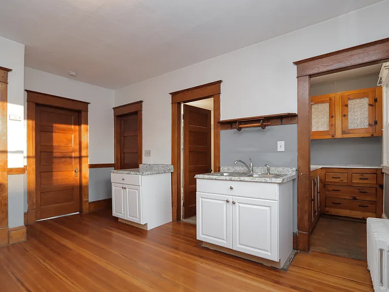 51 Harrison Ave #2 — Photo 22