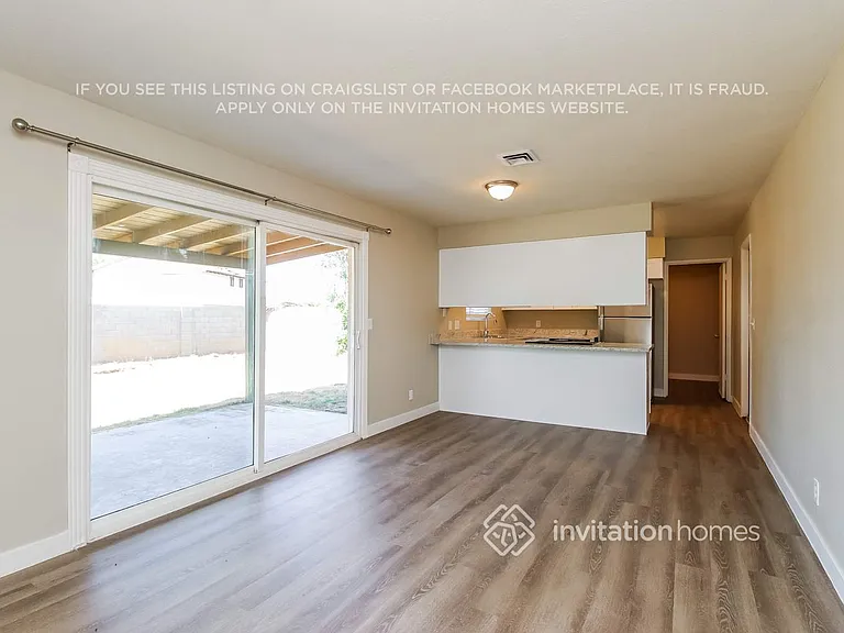 1249 E 8th St — Photo 5
