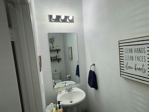 3rd image of 280 Morning Dr