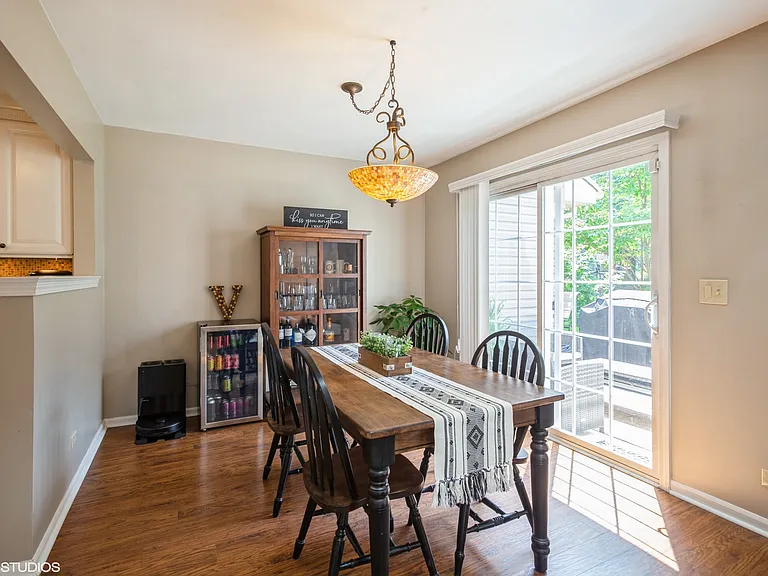 707 Clover Hill Ct — Photo 11