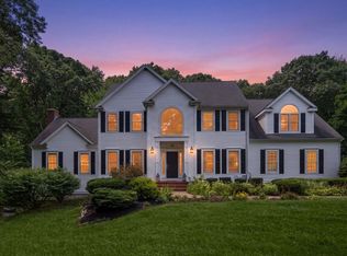66 Glenview St, Upton, MA 01568