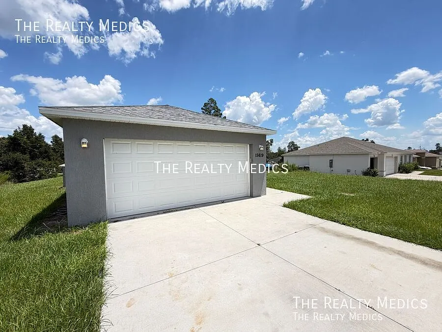 !Price Drop! Stylish Living Starts Here | Modern 3br Home In Ocala With Open-Concept Design! — Photo 2