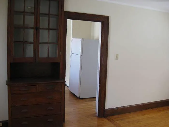 124 Circular St #3 — Photo 2