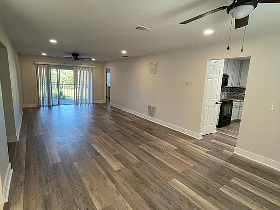 2nd image of 4306 Clubside Dr