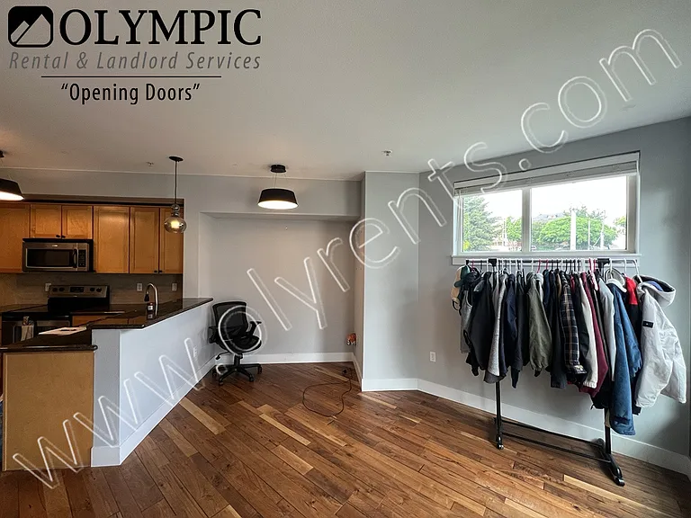 1501 Tacoma Ave S #205 — Photo 4