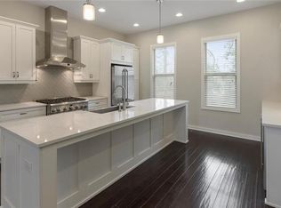 827 Canterbury Overlook, Atlanta, GA 30324